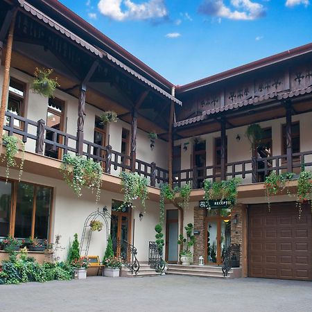 Rădăuţi Hotel Galany מראה חיצוני תמונה
