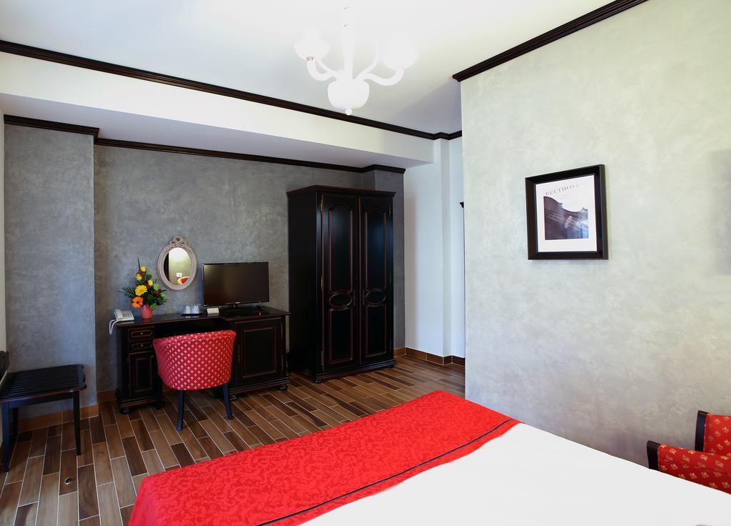 Rădăuţi Hotel Galany מראה חיצוני תמונה