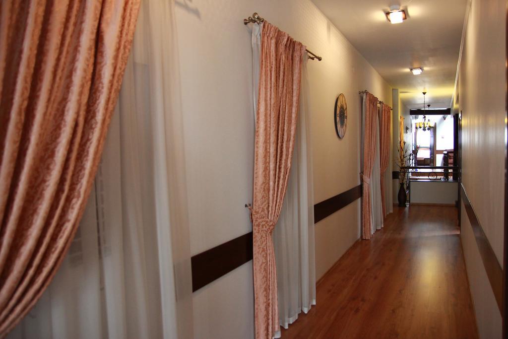 Rădăuţi Hotel Galany מראה חיצוני תמונה
